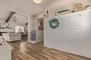 Photo #4: 6414603 Listing 