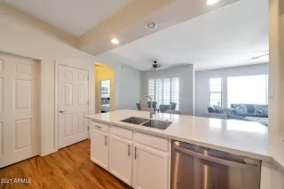 Photo #4: 6415273 Listing