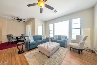 Photo #5: 6415273 Listing