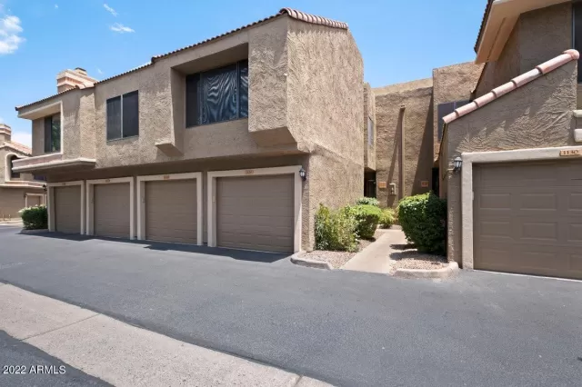 MLS: 6415326 Condo For Sale