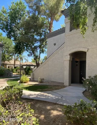 Photo #2: 6415418 Listing