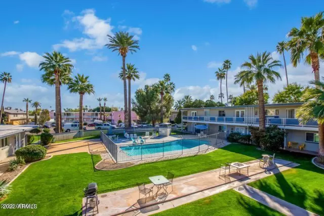 MLS: 6415529 Condo For Sale