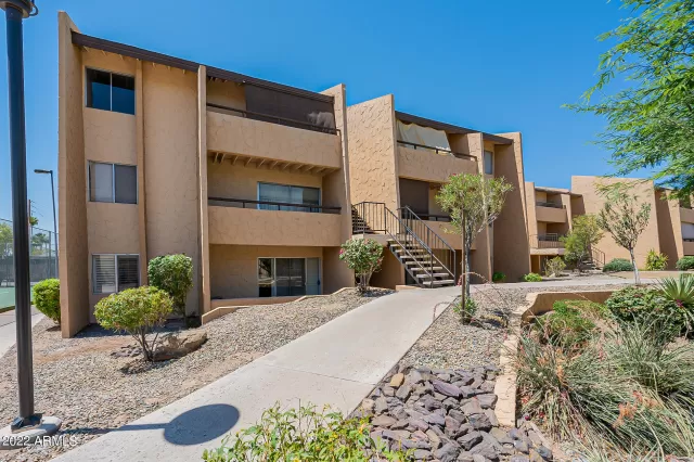 MLS: 6415604 Condo For Sale