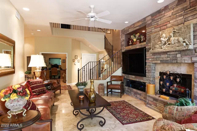 MLS: 6415617 Condo For Sale