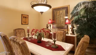 Photo #5: 6415617 Listing