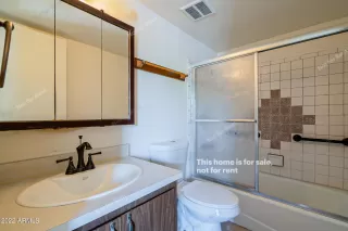 Photo #5: 6415997 Listing 