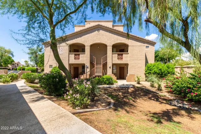 MLS: 6416487 Condo For Sale