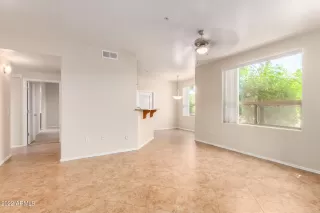 Photo #5: 6416487 Listing