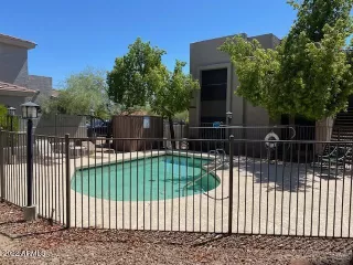 Photo #4: 6416958 Listing