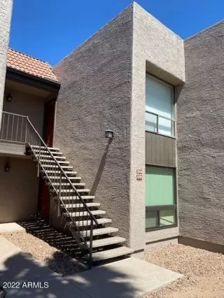 Photo #5: 6416958 Listing