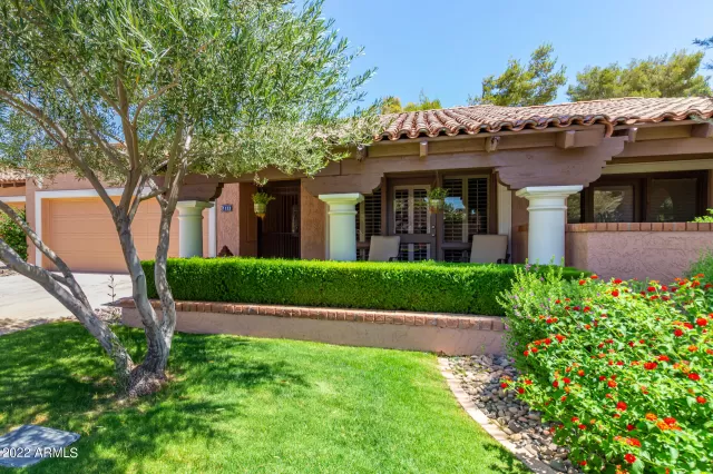 MLS: 6417063 Condo For Sale