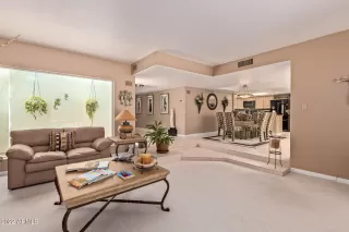 Photo #5: 6417063 Listing 