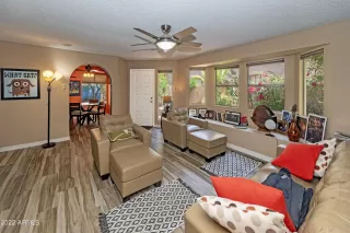 Photo #4: 6417238 Listing 