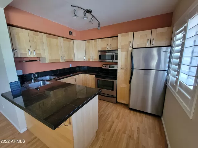 MLS: 6417324 Condo For Sale