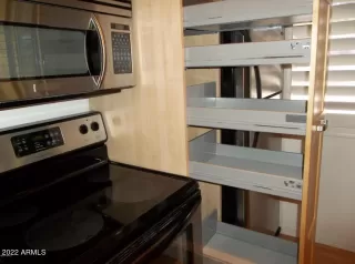 Photo #2: 6417324 Listing 