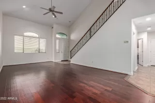 Photo #3: 6417768 Listing