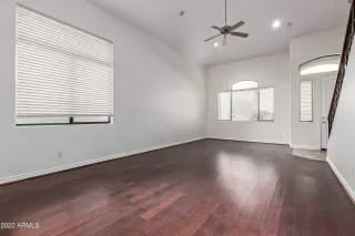 Photo #4: 6417768 Listing