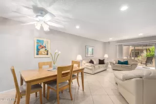 Photo #2: 6417982 Listing 