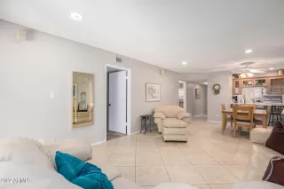 Photo #5: 6417982 Listing 