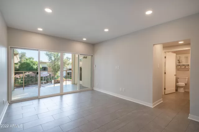 MLS: 6418107 Condo For Sale