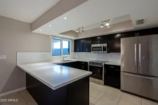 Photo #3: 6418118 Listing