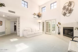 Photo #6: 6418344 Listing
