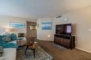 Photo #1: 6418539 Listing 