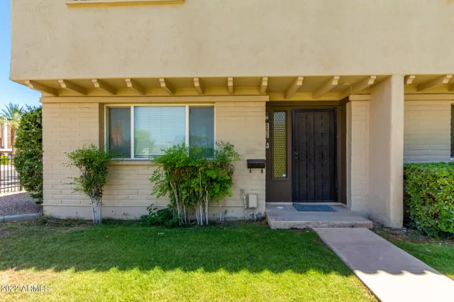 MLS: 6418540 Condo For Sale
