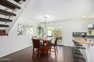 Photo #6: 6418540 Listing 