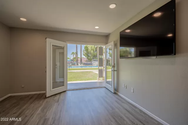 MLS: 6418946 Condo For Sale