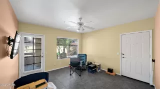 Photo #5: 6418968 Listing