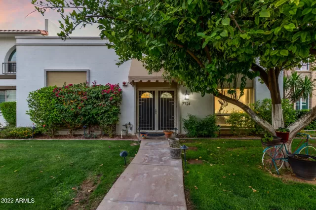 MLS: 6418983 Condo For Sale