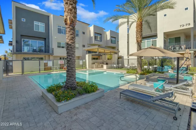 MLS: 6419040 Condo For Sale