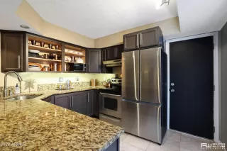 Photo #5: 6419048 Listing
