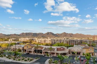 Photo #6: 6419269 Listing