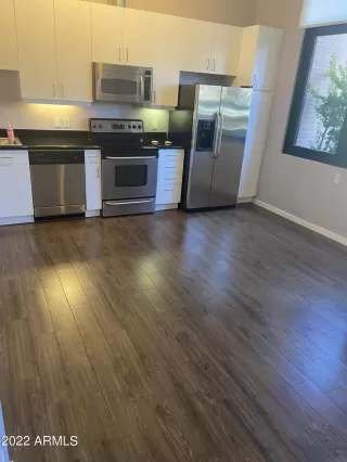 Photo #3: 6419439 Listing