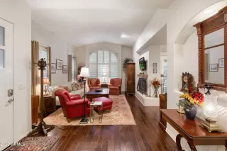 Photo #3: 6419618 Listing