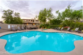 Photo #4: 6419618 Listing