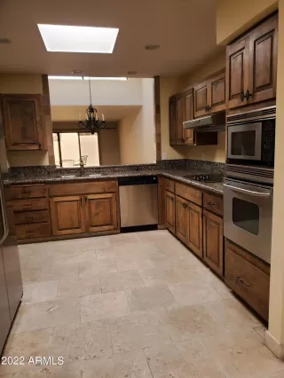 Photo #3: 6419800 Listing 