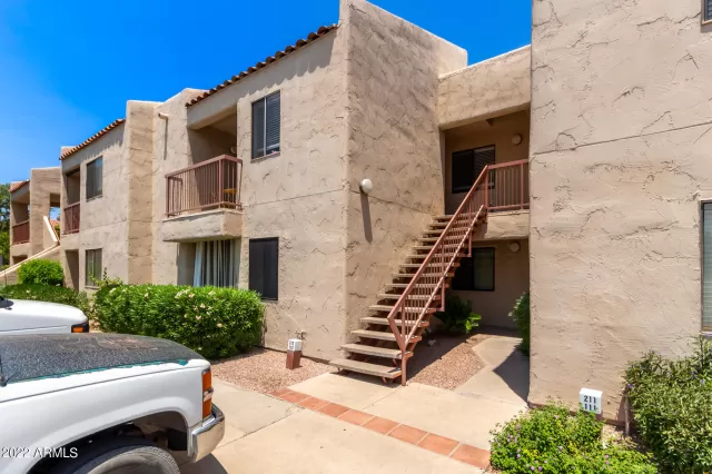 MLS: 6419813 Condo For Sale