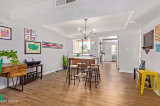 Photo #4: 6419813 Listing