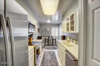 Photo #3: 6419894 Listing