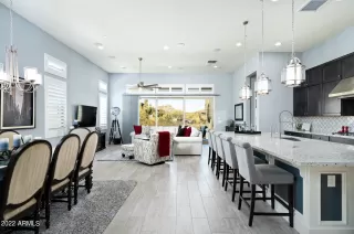 Photo #2: 6419990 Listing 