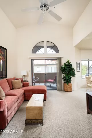 Photo #2: 6420176 Listing