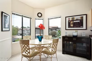 Photo #6: 6420176 Listing