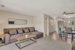 Photo #4: 6420315 Listing