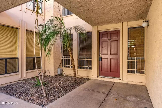 MLS: 6420521 Condo For Sale