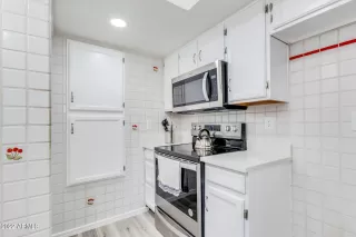 Photo #4: 6420659 Listing 
