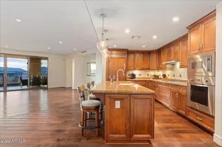 Photo #1: 6420758 Listing