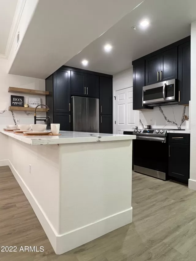 MLS: 6420760 Condo For Sale